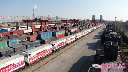 山東陸港-廈門象嶼易聯--莫斯科冷鏈集裝箱班列成功開通